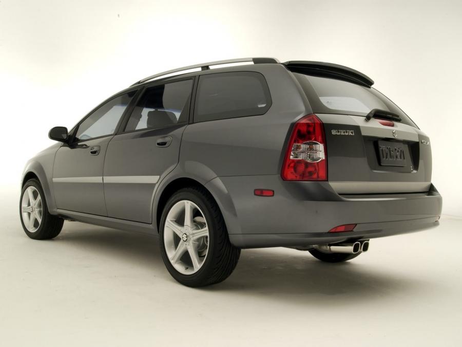  Suzuki Forenza ChromaWagon Concept 2004 года  (фото 2 из 2)